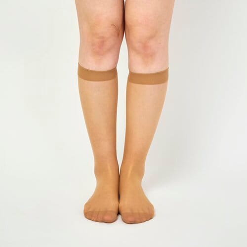 膝下丈ストッキングおすすめ 福助 満足 美しく心地いい 伝線しにくい 無地 ストッキング ひざ下丈 口ゴムゆったり ノンラン設計 (340-1111) イメージ2