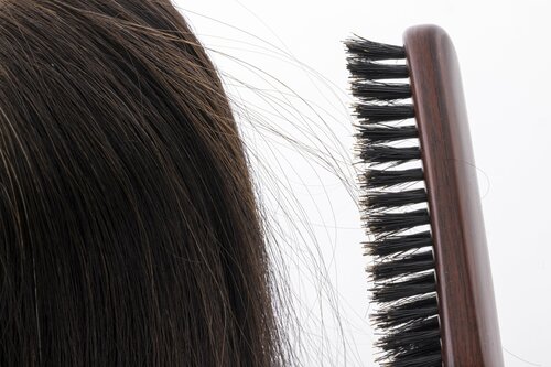 静電気が少し発生 ヘアブラシおすすめ イメージ