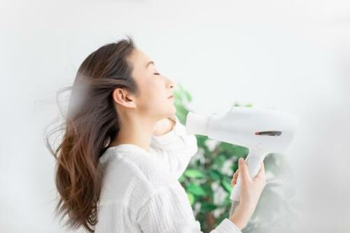 Step2:ドライ時は頭皮から乾かす