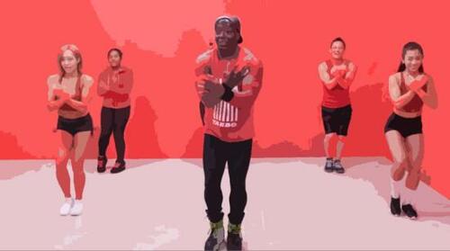 令和版“ビリー隊長”で楽しく痩せる! 「LEAN BODY」