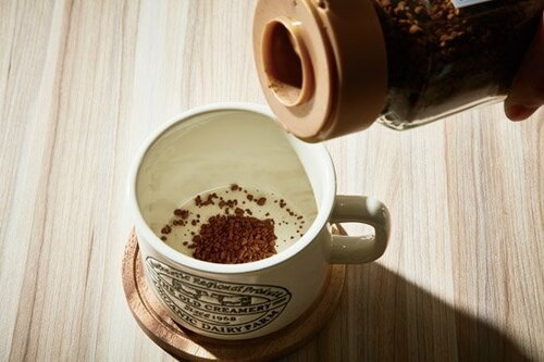 インスタントコーヒーは ちょうど1杯分出すのがいい