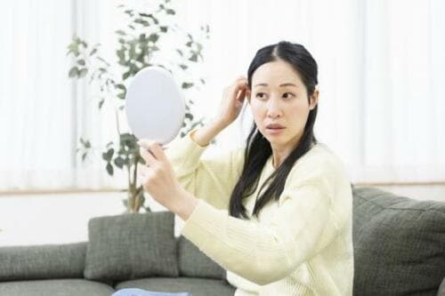老け＆不調のお悩みに！“コレだけやっとこ”習慣 カラートリートメントおすすめ イメージ