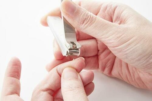 小回りがきくサイズが◎「スチール爪切り・小」 イメージ3