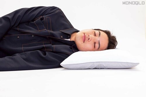 仰向けも横向きも寝返りも! ピタッとハマる枕 高さ調整枕おすすめ イメージ2