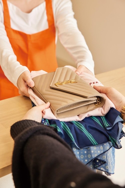 衣服を一気に手放せる「買取サービス」って? イメージ