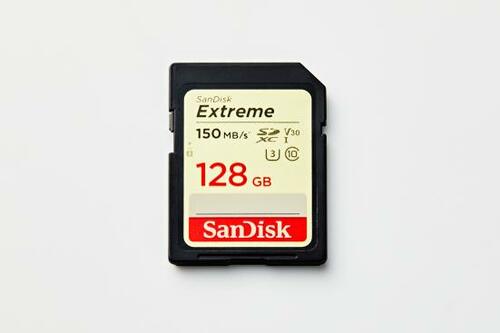 4位: ［SDカードおすすめ4位］SANDISK「SDSDXV5-128G-GHENN」｜転送速度はトップ イメージ