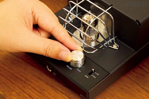 アナログな操作も楽しい 真空管アンプおすすめ イメージ