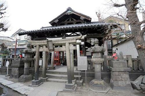 11位: 小さいけれど力は大きい「被官稲荷神社」