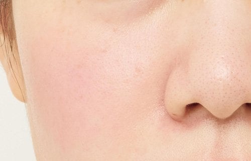 肌に溶け込む青みピンク プチプラチークおすすめ イメージ