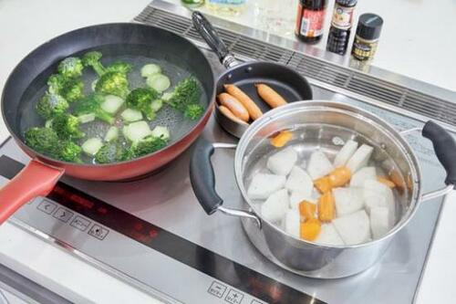 鍋で茹でると時間がかかってヘトヘト イメージ