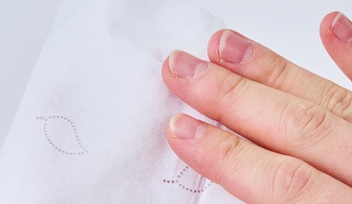 なめらかな肌触りで鼻が痛くなりにくい 保湿ティッシュペーパーおすすめ イメージ