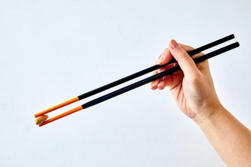選び方のポイント1:先端がすべりにくいもの シリコン菜箸おすすめ イメージ