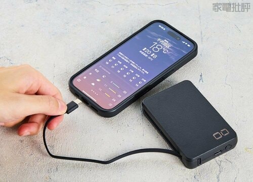 多機能なケーブル内蔵型 モバイルバッテリーおすすめ イメージ