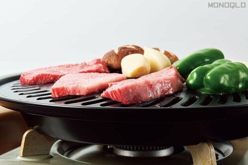 分厚くても肉がやわらかいのは5Aランクの神戸ビーフだからこそ! 肉のヒライ「神戸牛焼肉 食べ比べセット」おすすめ イメージ