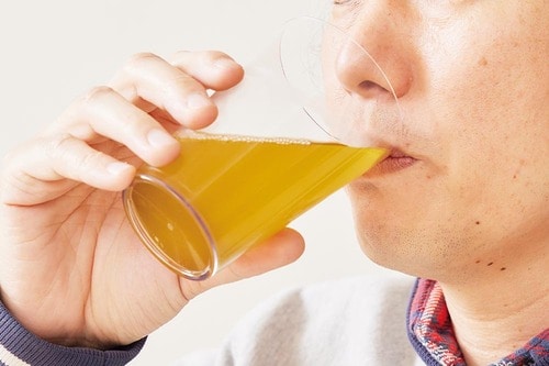 お茶は渋みだけが消えて飲みやすい! とろみ剤おすすめ イメージ