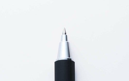 選び方2:ペン先のサイズ ボールペンおすすめ イメージ