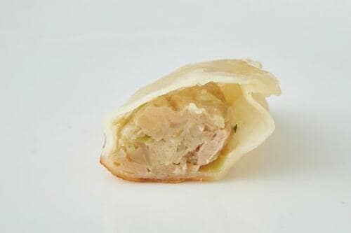具だくさんで大満足！ 味の素「レンジで焼ギョーザ」 イメージ3