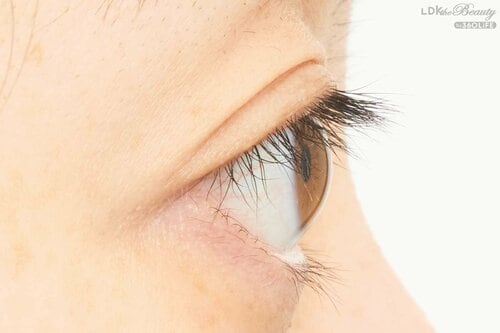 After まつげ美容液おすすめ イメージ