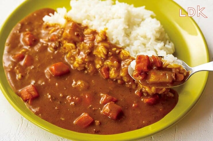 1食100円以下ってすごくない？ 業務スーパーの大盛りカレー、ストックしておいて損ナシの理由【LDK】