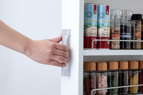 ポイント2：なめらかに動いて出し入れスムーズ！ イメージ