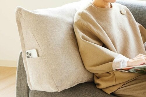 三角形が体にフィットする！ LDKベストバイ布団収納袋おすすめ イメージ