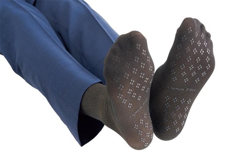 銅のチカラでニオイを押さえ込む セイホウ「宇宙のくつ下」 イメージ