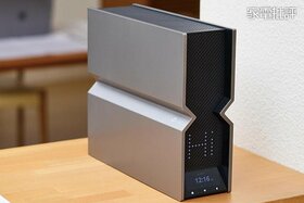 【Wi-Fiルーター】「お高いんでしょ」「はい。でも、内部アンテナで格好いいのに速度も出るんです」(家電批評)