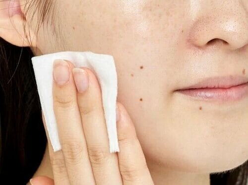 拭き取り化粧水の使い方 拭き取り化粧水おすすめ イメージ