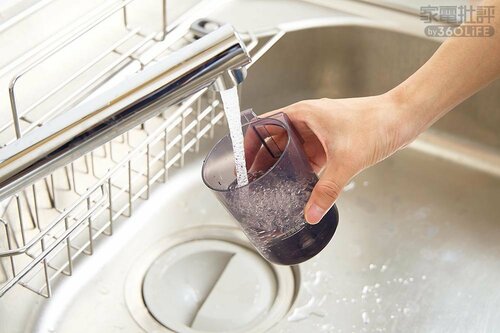 水洗いできてお手入れ簡単 軽いコードレス掃除機おすすめ イメージ