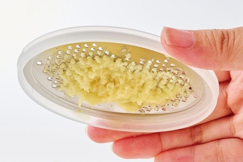 おろした分だけ下に落ちてくれる キッチン用品おすすめ イメージ