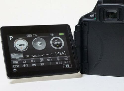 6位: 性能を重視する初心者に!ニコン「D5600」