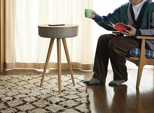 スピーカーテーブルのメリットは? スピーカーテーブルおすすめ イメージ