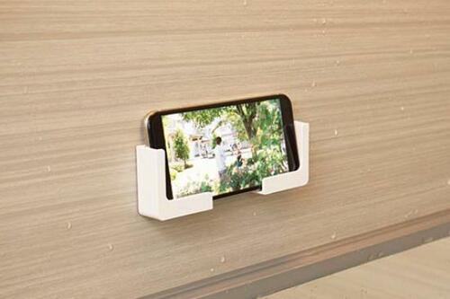“お風呂映画”のお助け品!「バススマートフォンホルダー」