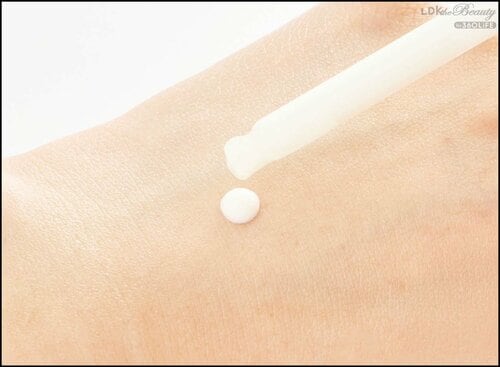 使用感：スッと肌になじむ伸びのよさがイイ 日焼け止め美容液おすすめ イメージ