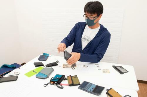 アウトドア財布12製品を徹底検証!採点基準は?