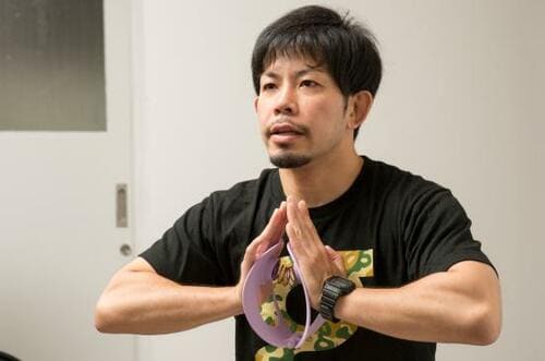 バネの負荷は弱めでながらトレーニングにオススメ