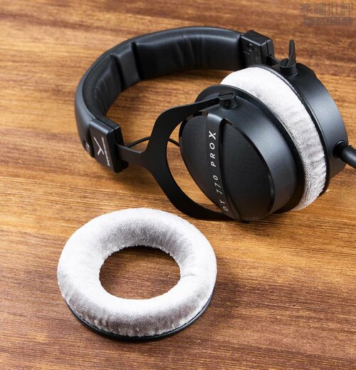 ふかふかのイヤーパッドは交換可能 イメージ