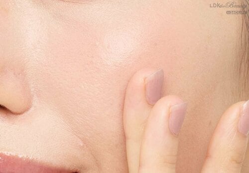 【テクレス度】スルスル伸びがよくてベタつきもなし！ ベージュチークおすすめ イメージ