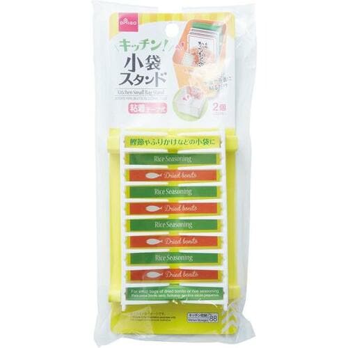 小袋収納に使える ダイソー「キッチン小袋スタンド」