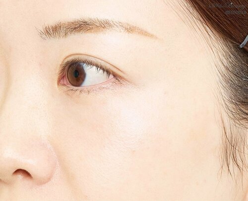仕上がり：ピンクがかった甘めの肌印象に ハイライトおすすめ イメージ