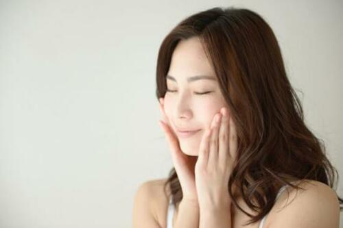 高級じゃなくてもいい!肌の乾燥はアレで防ぐ