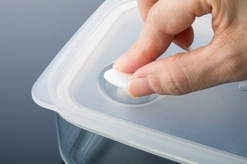 13製品がフタにひと工夫開閉しやすさにつながってます 保存容器おすすめ イメージ6