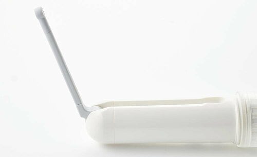 ノズルは水の出る方向を逆にできる 携帯ウォシュレットおすすめ イメージ