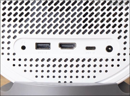 USB-C給電対応のバッテリー内蔵 小型プロジェクターおすすめ イメージ