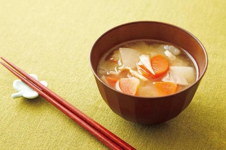 【100均新製品】レンチンOKで洋食にも！ 汁椀はダイソーがベストでした│『LDK』が比較