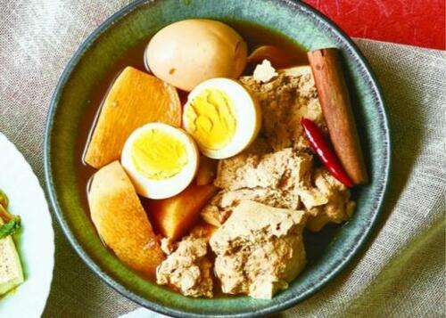 大きめカットでがんものよう!「冷凍豆腐と長芋の中華風煮物」
