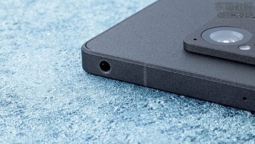 廃止傾向のイヤホンジャックが健在！ ハイエンドスマホおすすめ イメージ
