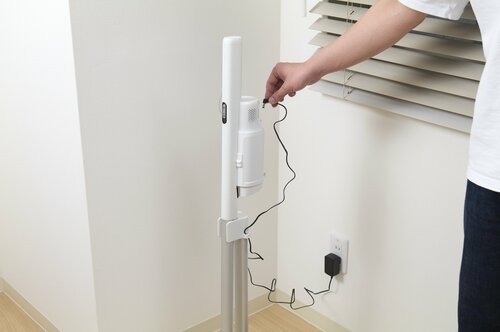 ⑤操作性 紙パック式コードレス掃除機おすすめ イメージ2
