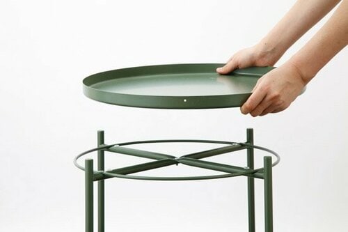 ①おしゃれで来客時に映える！「IKEAのトレイテーブル」 イメージ