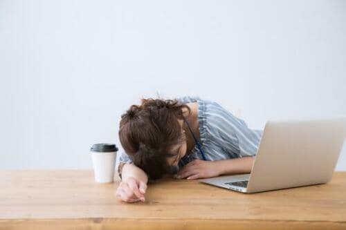 【ギモン1】昼食後の眠気はどうしたら解消できる？ イメージ
